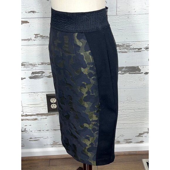ANTHROPOLOGIE MAEVE Camo Brocade Ponte Pencil Skirt Black/Green Sz 8 EUC - Picture 3 of 7